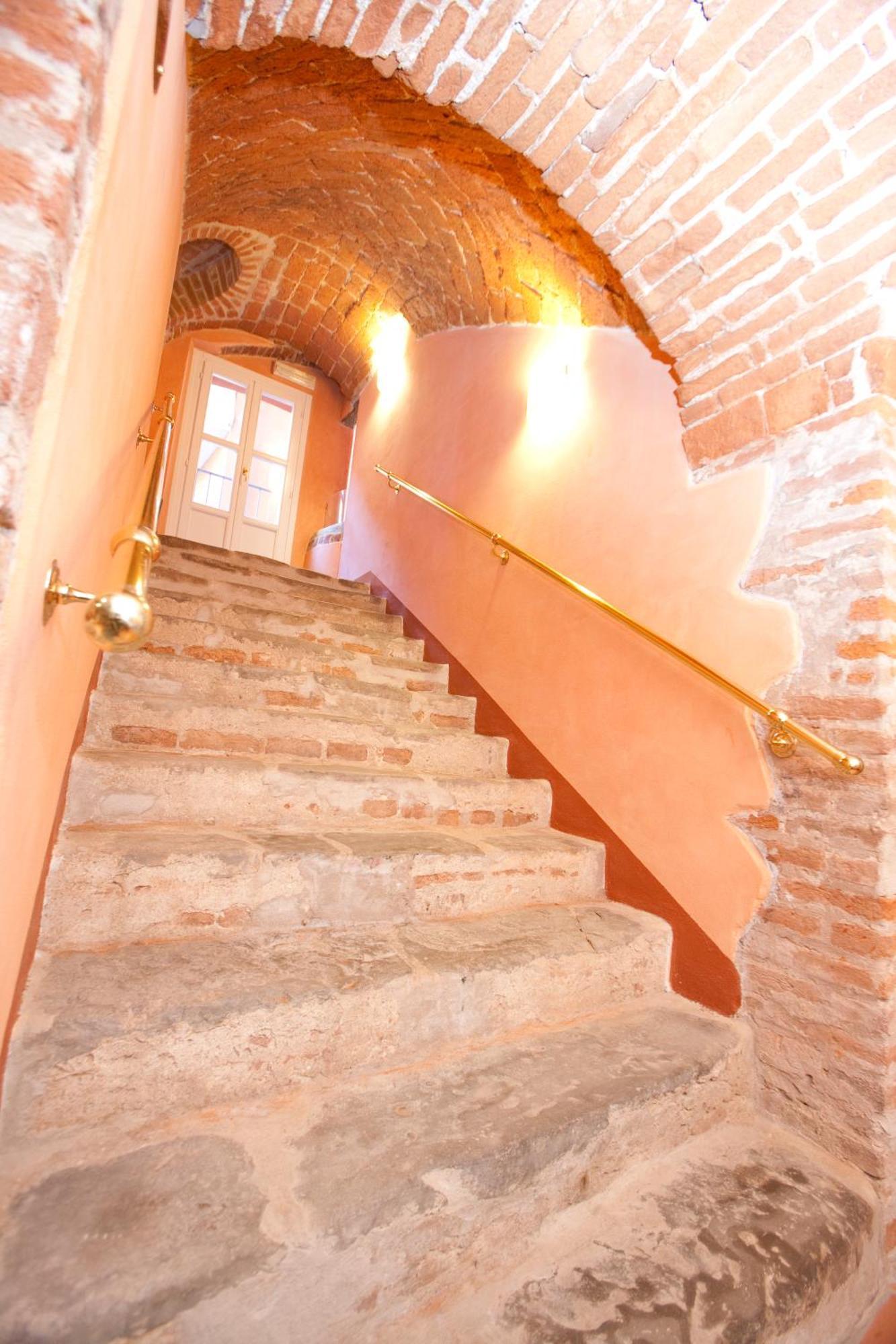 Hotel Palazzo Di Mezzo Carru Ngoại thất bức ảnh