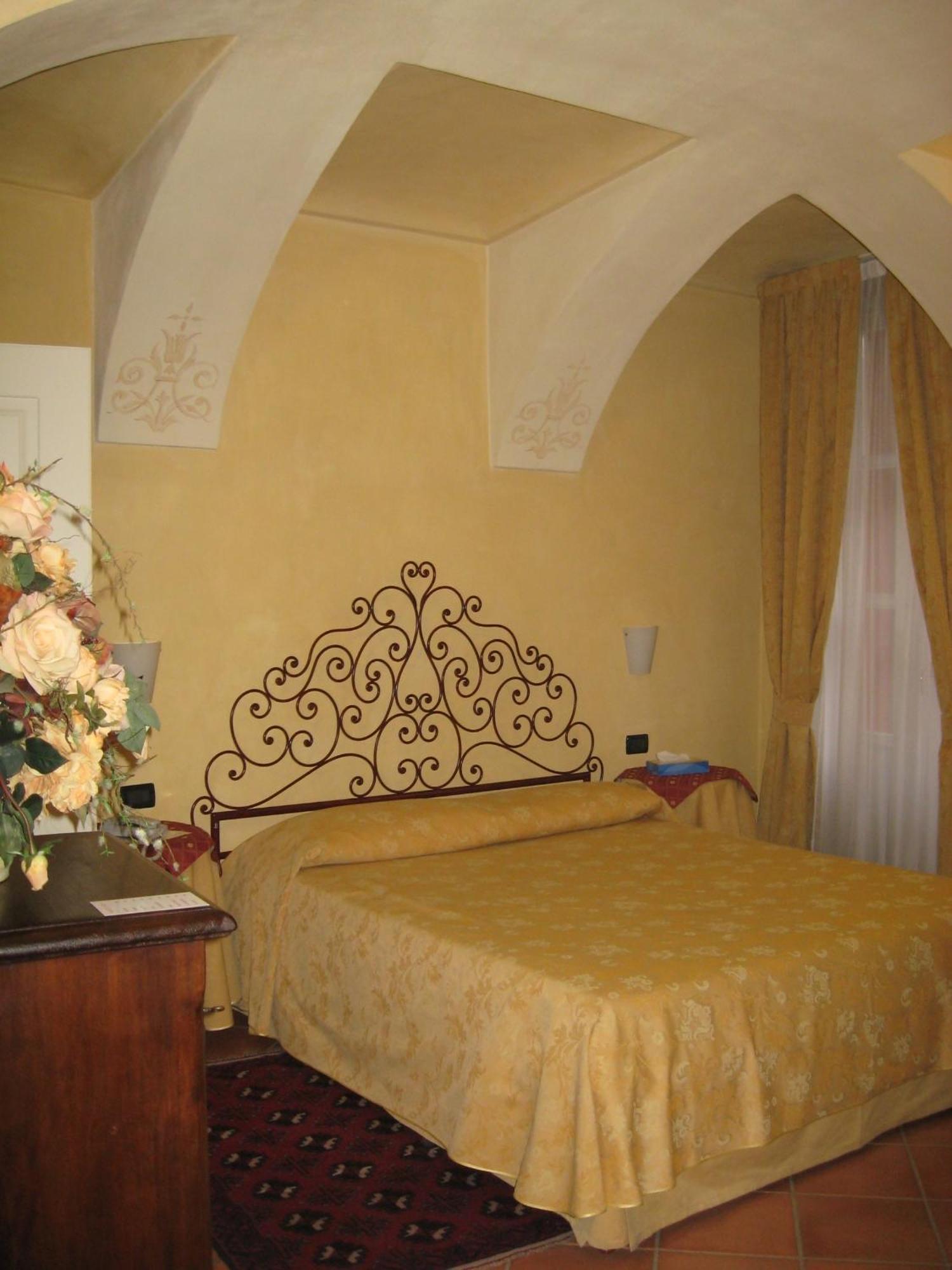 Hotel Palazzo Di Mezzo Carru Phòng bức ảnh