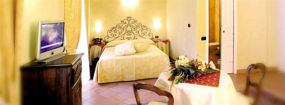Hotel Palazzo Di Mezzo Carru Ngoại thất bức ảnh