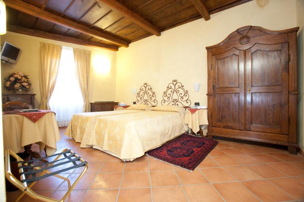 Hotel Palazzo Di Mezzo Carru Ngoại thất bức ảnh
